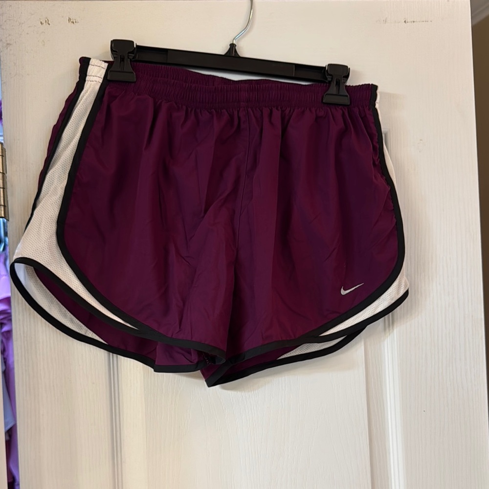 Nike Purple Athletic Shorts Lightweight Performance